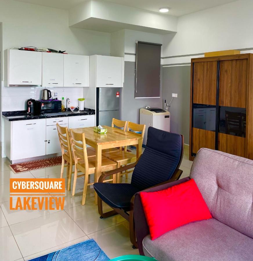 Cybersquare Lakeview With Netflix And Disney Hotstar Cyberjaya Eksteriør bilde