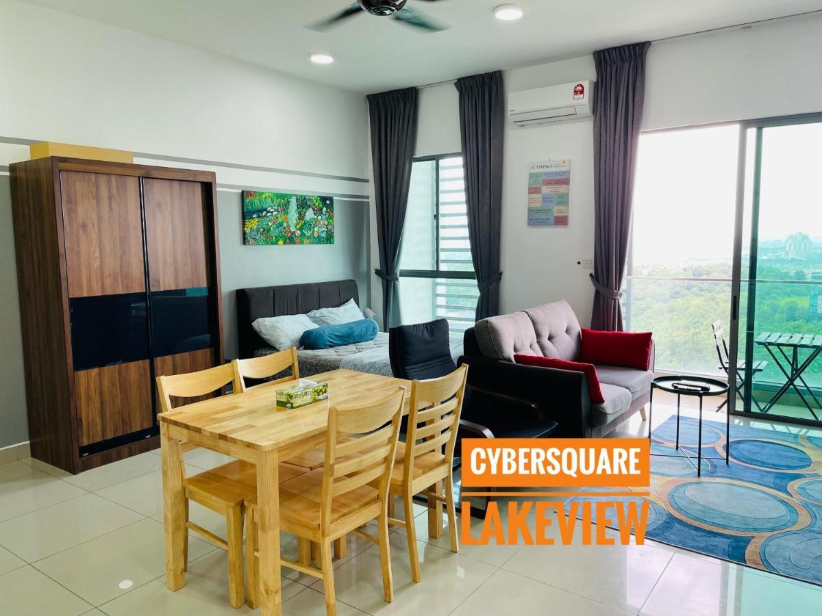 Cybersquare Lakeview With Netflix And Disney Hotstar Cyberjaya Eksteriør bilde