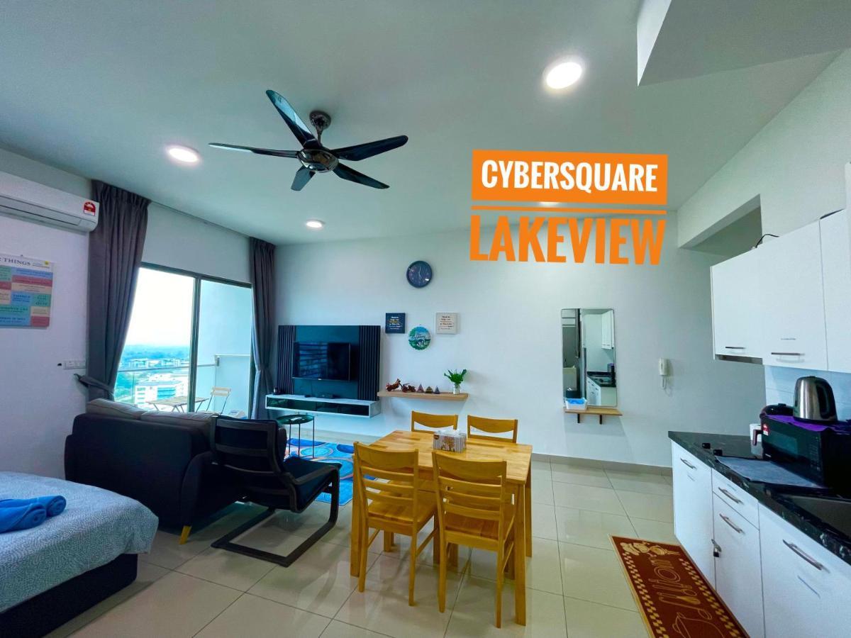 Cybersquare Lakeview With Netflix And Disney Hotstar Cyberjaya Eksteriør bilde